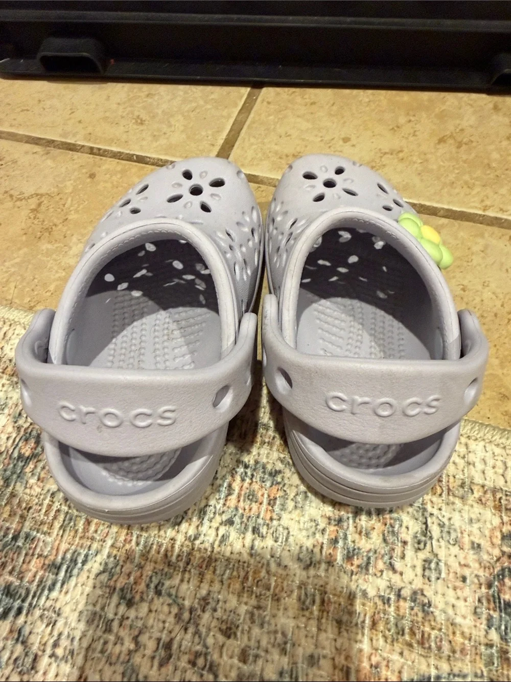 Flower CROCS (C7)